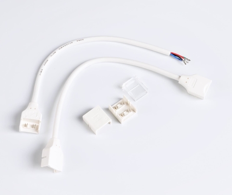 IP65는 스트립 라이트 부속물 RGB COB 4 핀 주도하는 연결기를 이끌었습니다